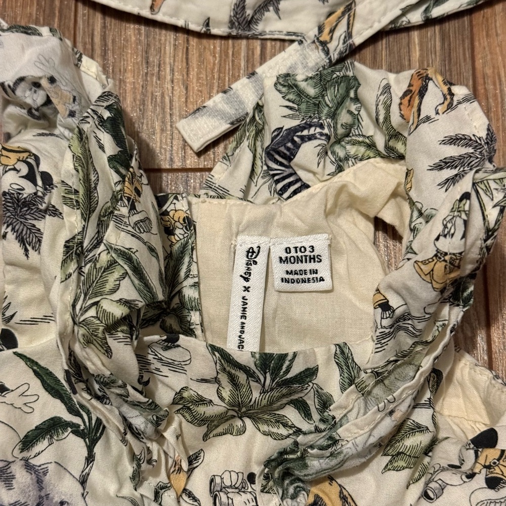 DISNEY X JANIE AND JACK Mickey Safari Romper with Hat - Picture 3 of 3